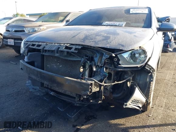 ✅ 2019 Hyundai Accent SE • VIN: 3KPC24A30KE040581 • Лот: 41089574. Опубликован ранее на IAAI с пробегом 61 804 миль. Бесплатный доступ к архиву аукционных продаж из США и подробный отчёт об истории автомобиля на DreamBid. Изображение 6.