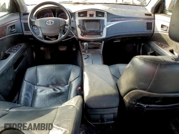 ✅ 2011 Toyota Avalon Limited • VIN: 4T1BK3DB5BU418464 • Lot: 94189565. Listed on Copart with 122,179 mi. Free auction sales archive from the USA and detailed vehicle history report at DreamBid. Image 8.