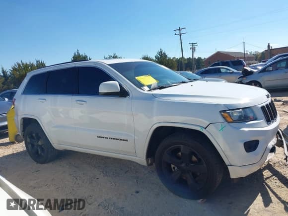 ✅ 2015 Jeep Grand Cherokee Laredo • VIN: 1C4RJEAG4FC166896 • Lot: 43562452. Wystawiony na IAAI z przebiegiem 128 456 mil. Bezpłatny archiwum sprzedaży aukcyjnych z USA i szczegółowy raport historii pojazdu na DreamBid. Zdjęcie 13.
