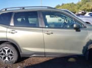 ✅ 2021 Subaru Forester Premium • VIN: JF2SKAFC8MH590290 • Lot: 43392304. Wystawiony na IAAI z przebiegiem 46 925 mil. Bezpłatny archiwum sprzedaży aukcyjnych z USA i szczegółowy raport historii pojazdu na DreamBid. Zdjęcie 13.