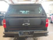 ✅ 2018 Chevrolet Silverado 1500 LT • VIN: 1GCVKREC6JZ261864 • Lot: 43202174. Wystawiony na IAAI z przebiegiem 156 190 mil. Bezpłatny archiwum sprzedaży aukcyjnych z USA i szczegółowy raport historii pojazdu na DreamBid. Zdjęcie 16.