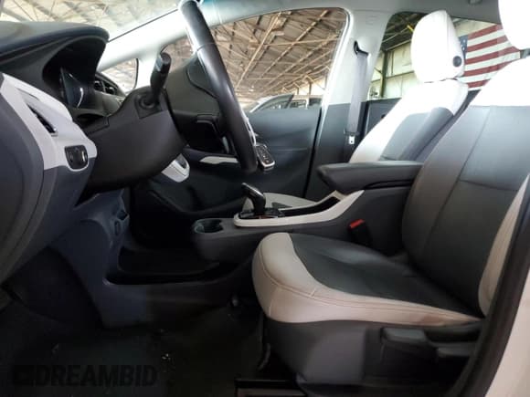 ✅ 2017 Chevrolet Bolt EV Premier • VIN: 1G1FX6S09H4181344 • Lot: 47724415. Wystawiony na Copart z przebiegiem 46 796 mil. Bezpłatny archiwum sprzedaży aukcyjnych z USA i szczegółowy raport historii pojazdu na DreamBid. Zdjęcie 7.