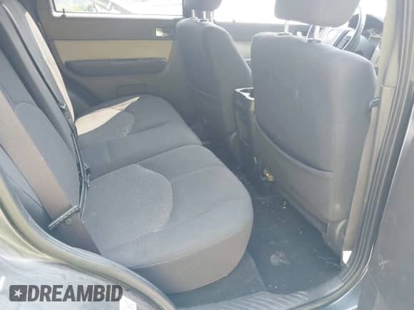 2010 Mercury Mariner z VIN 4M2CN8B79AKJ28843, wystawiony jako IAAI lot #40099437 z przebiegiem 203 467 mil mil oraz . Historia ofert i sprzedaży dostępna na DreamBid. Obrazek 8.