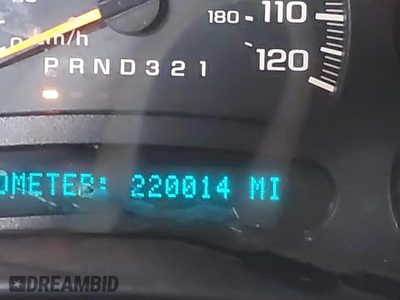 ✅ 2006 Chevrolet Silverado 2500HD LT2 • VIN: 1GCHK29U46E214094 • Lot: 42017633. Listed on IAAI with 220,014 mi. Free auction sales archive from the USA and detailed vehicle history report at DreamBid. Image 15.