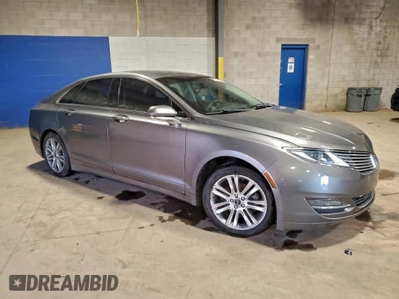 ✅ 2014 Lincoln MKZ Hybrid • VIN: 3LN6L2LU9ER810306 • Lot: 95118695. Listed on Copart with 120,715 mi. Free auction sales archive from the USA and detailed vehicle history report at DreamBid. Image 4.