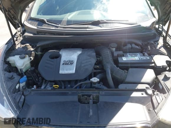 ✅ 2014 Hyundai Veloster Turbo • VIN: KMHTC6AE2EU184967 • Lot: 41780186. Wystawiony na IAAI z przebiegiem 104 822 mil. Bezpłatny archiwum sprzedaży aukcyjnych z USA i szczegółowy raport historii pojazdu na DreamBid. Zdjęcie 10.