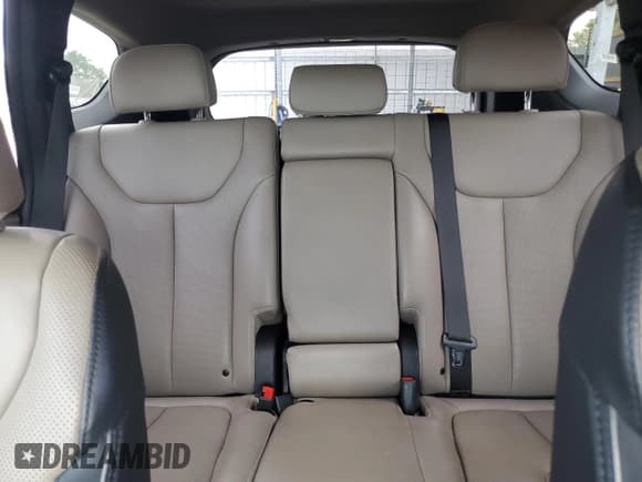 ✅ 2023 Hyundai Santa Fe Limited • VIN: 5NMS44AL0PH522974 • Lot: 60760934. Wystawiony na Copart z przebiegiem 42 467 mil. Bezpłatny archiwum sprzedaży aukcyjnych z USA i szczegółowy raport historii pojazdu na DreamBid. Zdjęcie 10.