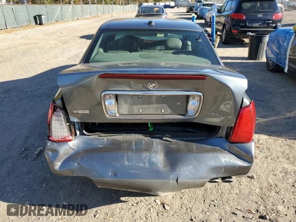 ✅ 2004 Cadillac DeVille • VIN: 1G6KD54Y44U200245 • Lot: 86682305. Wystawiony na Copart z przebiegiem 121 348 mil. Bezpłatny archiwum sprzedaży aukcyjnych z USA i szczegółowy raport historii pojazdu na DreamBid. Zdjęcie 6.