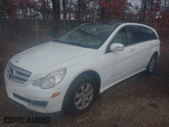 ✅ 2007 Mercedes-Benz R 3.5L • VIN: 4JGCB65E67A053042 • Lot: 41497759. Listed on IAAI with 107,104 mi. Free auction sales archive from the USA and detailed vehicle history report at DreamBid. Image 2.
