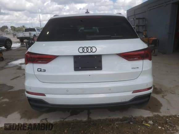 ✅ 2025 Audi Q3 S line Premium Plus • VIN: WA1EECF35S1046862 • Lot: 89723285. Wystawiony na Copart z przebiegiem 3 011 mil. Bezpłatny archiwum sprzedaży aukcyjnych z USA i szczegółowy raport historii pojazdu na DreamBid. Zdjęcie 6.