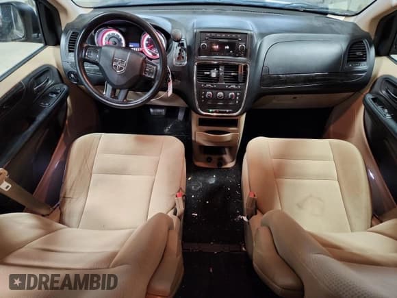 ✅ 2014 Dodge Grand Caravan SE • VIN: 2C4RDGBG1ER419261 • Lot: 92303605. Wystawiony na Copart z przebiegiem 77 779 mil. Bezpłatny archiwum sprzedaży aukcyjnych z USA i szczegółowy raport historii pojazdu na DreamBid. Zdjęcie 8.