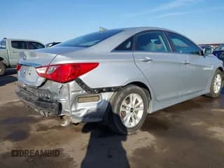 ✅ 2014 Hyundai Sonata GLS • VIN: 5NPEB4ACXEH847568 • Лот: 43629357. Опубликован ранее на IAAI с пробегом 106 268 миль. Бесплатный доступ к архиву аукционных продаж из США и подробный отчёт об истории автомобиля на DreamBid. Изображение 6.