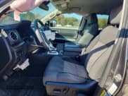 ✅ 2018 Toyota Tundra SR • VIN: 5TFRM5F14JX129991 • Lot: 91921355. Listed on Copart with 66,676 mi. Free auction sales archive from the USA and detailed vehicle history report at DreamBid. Image 7.