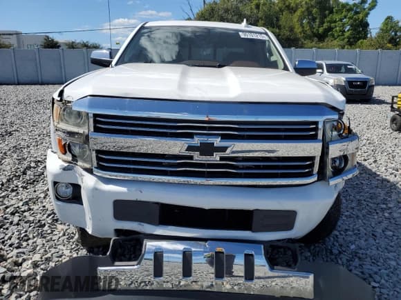 ✅ 2015 Chevrolet Silverado 2500HD High Country • VIN: 1GC1KXE85FF677959 • Lot: 90101215. Listed on Copart with 146,383 mi. Free auction sales archive from the USA and detailed vehicle history report at DreamBid. Image 5.