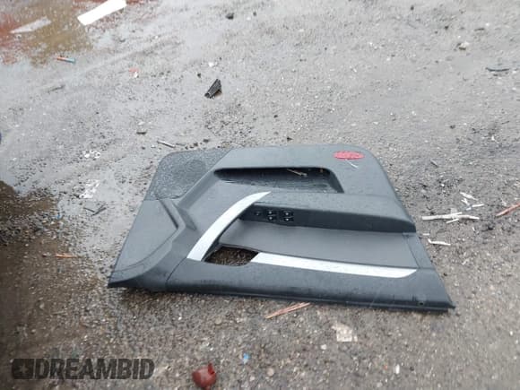 ✅ 2011 Chevrolet Aveo 1LT • VIN: KL1TD6DE0BB136881 • Lot: 41215249. Listed on IAAI with 176,369 mi. Free auction sales archive from the USA and detailed vehicle history report at DreamBid. Image 12.