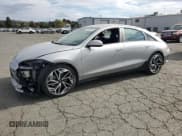 ✅ 2025 Hyundai Ioniq 6 SEL • VIN: KMHM34AA1SA083177 • Лот: 84288385. Опубликован ранее на Copart с пробегом 6 383 миль. Бесплатный доступ к архиву аукционных продаж из США и подробный отчёт об истории автомобиля на DreamBid. Изображение 1.