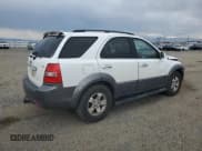 ✅ 2008 Kia Sorento EX • VIN: KNDJC736585848426 • Лот: 66836665. Опубликован ранее на Copart с пробегом 162 173 миль. Бесплатный доступ к архиву аукционных продаж из США и подробный отчёт об истории автомобиля на DreamBid. Изображение 3.