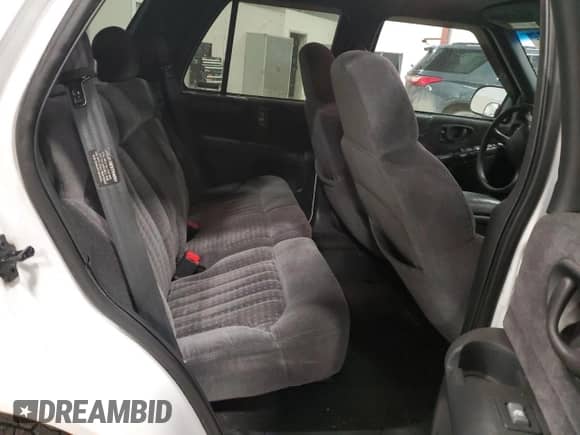 2000 Chevrolet Blazer LS with VIN 1GNDT13W8Y2347453, listed as a Copart auction lot 83290534 with 161,560 mi miles and Salvage title. Bid and sale history available at DreamBid. Image 12.