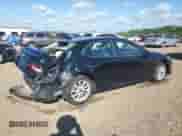 2023 Toyota Camry LE z VIN 4T1C11AK0PU725483, wystawiony jako Copart lot #71720255 z przebiegiem 76 231 mil mil oraz Szkoda całkowita • Salvage title. Historia ofert i sprzedaży dostępna na DreamBid. Obrazek 3.