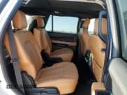 ✅ 2022 Ford Expedition Platinum • VIN: 1FMJU1MT0NEA08107 • Lot: 73281844. Wystawiony na Copart z przebiegiem 43 055 mil. Bezpłatny archiwum sprzedaży aukcyjnych z USA i szczegółowy raport historii pojazdu na DreamBid. Zdjęcie 11.