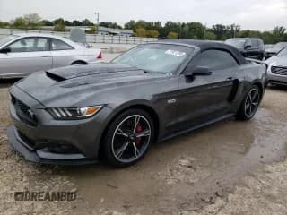 ✅ 2017 Ford Mustang GT Premium • VIN: 1FATP8FF0H5303237 • Lot: 71921305. Wystawiony na Copart z przebiegiem 49 866 mil. Bezpłatny archiwum sprzedaży aukcyjnych z USA i szczegółowy raport historii pojazdu na DreamBid. Zdjęcie 1.