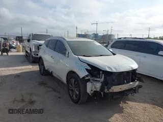 ✅ 2019 Nissan Murano SV • VIN: 5N1AZ2MJ1KN126488 • Lot: 43518373. Listed on IAAI with 125,900 mi. Free auction sales archive from the USA and detailed vehicle history report at DreamBid. Image 1.