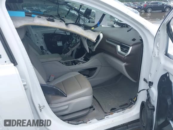 ✅ 2021 GMC Acadia SLT • VIN: 1GKKNMLS8MZ104143 • Lot: 42331444. Listed on IAAI with 119,675 mi. Free auction sales archive from the USA and detailed vehicle history report at DreamBid. Image 5.