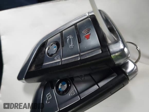 ✅ 2016 BMW 7 Series 740i • VIN: WBA7E2C56GG547033 • Lot: 43693630. Listed on IAAI with 134,884 mi. Free auction sales archive from the USA and detailed vehicle history report at DreamBid. Image 11.