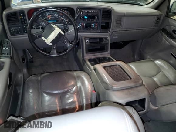 2006 Chevrolet Silverado 1500 LT2 с VIN 1GCEK19T06Z197159, выставлен на аукционе Copart как лот 74033094 с пробегом 96 177 миль миль и Списание • Salvage title. История ставок и продаж доступна на DreamBid. Изображение 8.