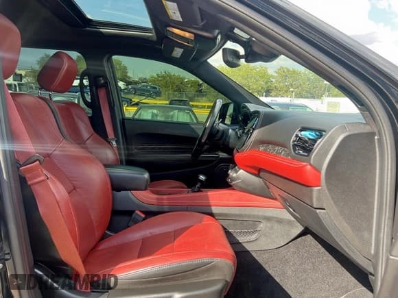 ✅ 2021 Dodge Durango SRT Hellcat • VIN: 1C4SDJH97MC740817 • Лот: 86167725. Опубликован ранее на Copart с пробегом 57 427 миль. Бесплатный доступ к архиву аукционных продаж из США и подробный отчёт об истории автомобиля на DreamBid. Изображение 5.