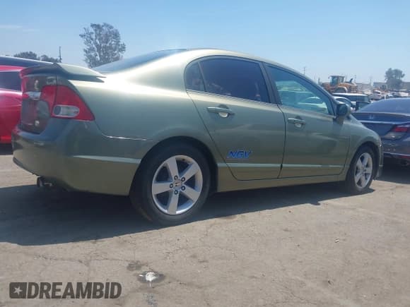 ✅ 2009 Honda Civic GX • VIN: 1HGFA465X9L000358 • Lot: 43065997. Listed on IAAI with 239,893 mi. Free auction sales archive from the USA and detailed vehicle history report at DreamBid. Image 4.