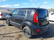 ✅ 2012 Kia Soul • VIN: KNDJT2A56C7476959 • Lot: 43581454. Wystawiony na IAAI z przebiegiem 125 161 mil. Bezpłatny archiwum sprzedaży aukcyjnych z USA i szczegółowy raport historii pojazdu na DreamBid. Zdjęcie 3.