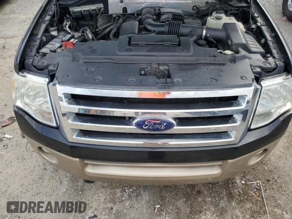 ✅ 2014 Ford Expedition Max XLT • VIN: 1FMJK1J54EEF02675 • Лот: 84905135. Опубликован ранее на Copart с пробегом 213 922 миль. Бесплатный доступ к архиву аукционных продаж из США и подробный отчёт об истории автомобиля на DreamBid. Изображение 12.