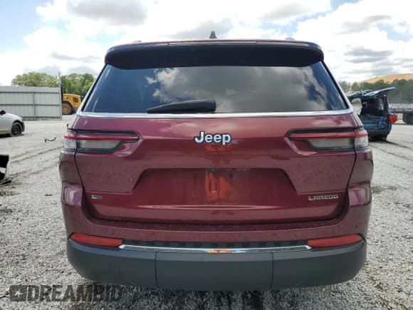 ✅ 2022 Jeep Grand Cherokee Altitude • VIN: 1C4RJJAG1N8572662 • Lot: 67816105. Listed on Copart with 66,518 mi. Free auction sales archive from the USA and detailed vehicle history report at DreamBid. Image 6.