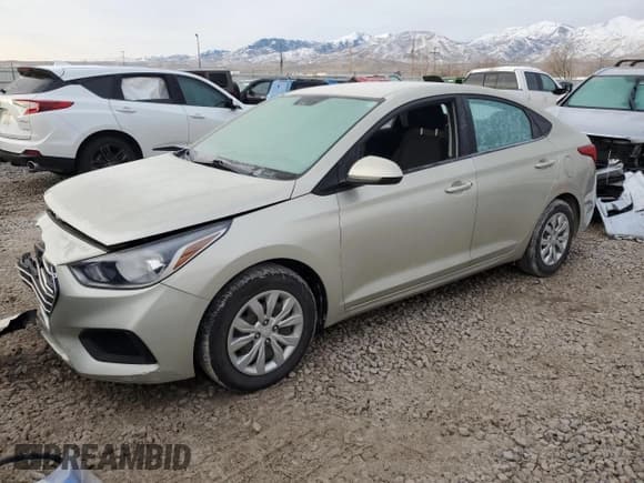 ✅ 2019 Hyundai Accent SE • VIN: 3KPC24A3XKE084068 • Лот: 87681805. Опубликован ранее на Copart с пробегом 41 727 миль. Бесплатный доступ к архиву аукционных продаж из США и подробный отчёт об истории автомобиля на DreamBid. Изображение 1.