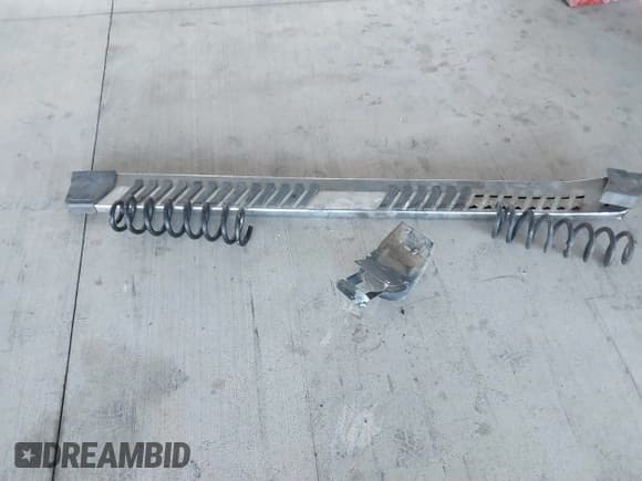 ✅ 2019 Ford F-250 XL • VIN: 1FT7W2BTXKED37703 • Lot: 40849443. Listed on IAAI with 150,618 mi. Free auction sales archive from the USA and detailed vehicle history report at DreamBid. Image 12.