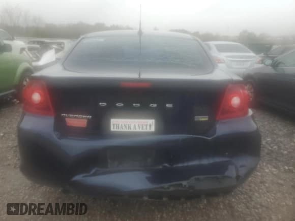 ✅ 2011 Dodge Avenger Lux • VIN: 1B3BD2FG1BN516758 • Лот: 81251174. Опубликован ранее на Copart с пробегом 175 072 миль. Бесплатный доступ к архиву аукционных продаж из США и подробный отчёт об истории автомобиля на DreamBid. Изображение 6.