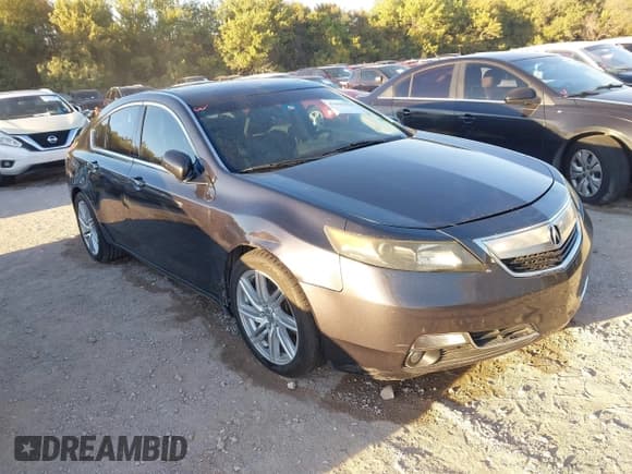 ✅ 2014 Acura TL Technology • VIN: 19UUA8F52EA006823 • Lot: 43635114. Wystawiony na IAAI z przebiegiem 138 167 mil. Bezpłatny archiwum sprzedaży aukcyjnych z USA i szczegółowy raport historii pojazdu na DreamBid. Zdjęcie 1.