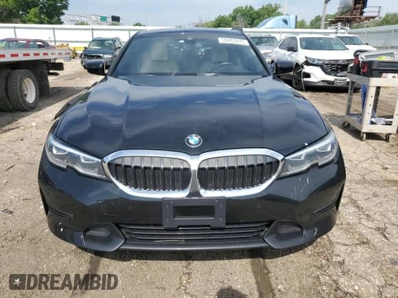 2020 BMW 3 Series 330i xDrive z VIN 3MW5R7J00L8B27616, wystawiony jako Copart lot #59763975 z przebiegiem Nie podano mil oraz Szkoda całkowita • Salvage title. Historia ofert i sprzedaży dostępna na DreamBid. Obrazek 5.