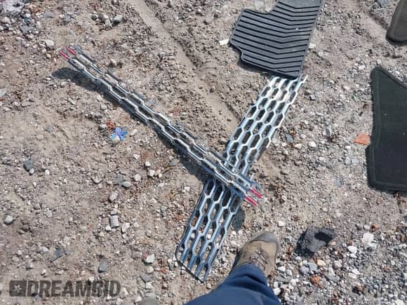 2015 Chevrolet Tahoe LT z VIN 1GNSCBKC3FR649211, wystawiony jako IAAI lot #43260542 z przebiegiem 88 436 mil mil oraz . Historia ofert i sprzedaży dostępna na DreamBid. Obrazek 12.