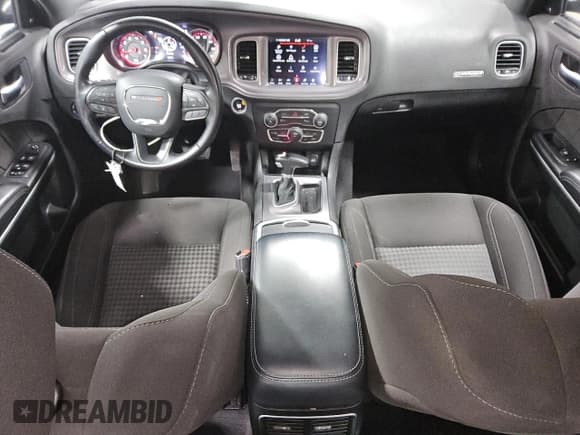 ✅ 2023 Dodge Charger SXT • VIN: 2C3CDXBG1PH579594 • Lot: 91687075. Wystawiony na Copart z przebiegiem 52 835 mil. Bezpłatny archiwum sprzedaży aukcyjnych z USA i szczegółowy raport historii pojazdu na DreamBid. Zdjęcie 8.