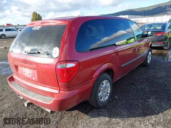 ✅ 2007 Dodge Grand Caravan SE • VIN: 1D4GP24R27B235094 • Lot: 43525366. Listed on IAAI with 112,102 mi. Free auction sales archive from the USA and detailed vehicle history report at DreamBid. Image 4.