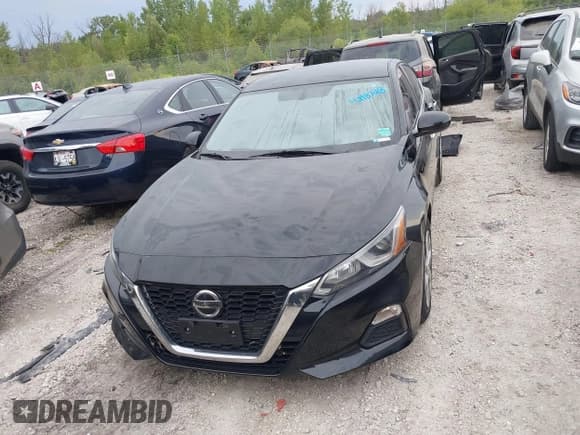 ✅ 2019 Nissan Altima S • VIN: 1N4BL4BW4KC257968 • Lot: 42987018. Wystawiony na IAAI z przebiegiem 87 052 mil. Bezpłatny archiwum sprzedaży aukcyjnych z USA i szczegółowy raport historii pojazdu na DreamBid. Zdjęcie 12.