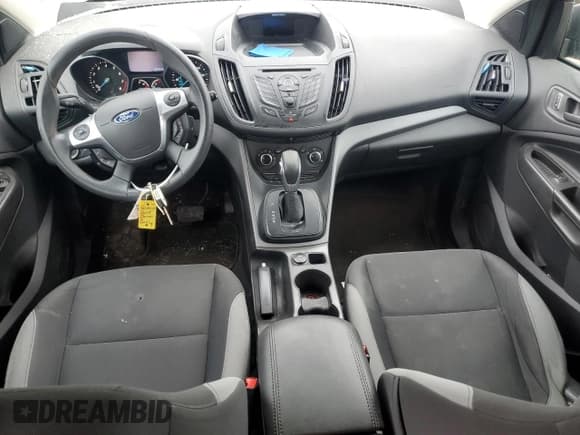 ✅ 2014 Ford Escape S • VIN: 1FMCU0F77EUC44746 • Lot: 93302745. Wystawiony na Copart z przebiegiem 126 140 mil. Bezpłatny archiwum sprzedaży aukcyjnych z USA i szczegółowy raport historii pojazdu na DreamBid. Zdjęcie 8.