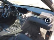 ✅ 2021 Mercedes-Benz C 300 • VIN: W1KWF8EB0MR648981 • Lot: 43485082. Wystawiony na IAAI z przebiegiem 57 483 mil. Bezpłatny archiwum sprzedaży aukcyjnych z USA i szczegółowy raport historii pojazdu na DreamBid. Zdjęcie 5.