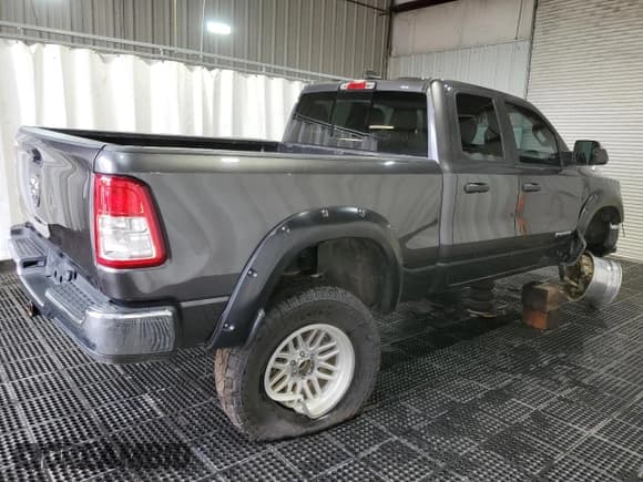 ✅ 2019 Ram 1500 Tradesman • VIN: 1C6RRECTXKN667039 • Lot: 55602495. Listed on Copart with 101,702 mi. Free auction sales archive from the USA and detailed vehicle history report at DreamBid. Image 3.