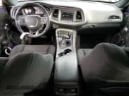 ✅ 2019 Dodge Challenger SXT • VIN: 2C3CDZAG3KH661543 • Lot: 38336674. Wystawiony na Copart z przebiegiem 48 826 mil. Bezpłatny archiwum sprzedaży aukcyjnych z USA i szczegółowy raport historii pojazdu na DreamBid. Zdjęcie 8.