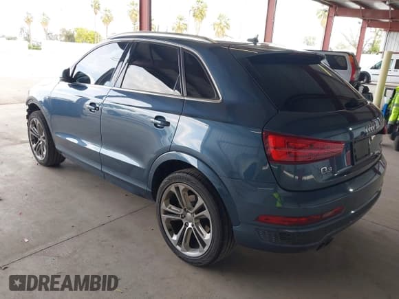 ✅ 2016 Audi Q3 Prestige • VIN: WA1GFCFS8GR020973 • Lot: 41923494. Listed on IAAI with 184,467 mi. Free auction sales archive from the USA and detailed vehicle history report at DreamBid. Image 3.