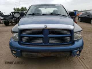2005 Dodge 1500 SLT z VIN 1D7HU18N45J611945, wystawiony jako Copart lot #64066864 z przebiegiem 128 874 mil mil oraz Czysty tytuł • Clean title. Historia ofert i sprzedaży dostępna na DreamBid. Obrazek 5.