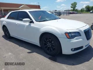 ✅ 2014 Chrysler 300 S • VIN: 2C3CCAGG9EH287780 • Лот: 42988688. Опубликован ранее на IAAI с пробегом 133 935 миль. Бесплатный доступ к архиву аукционных продаж из США и подробный отчёт об истории автомобиля на DreamBid. Изображение 1.
